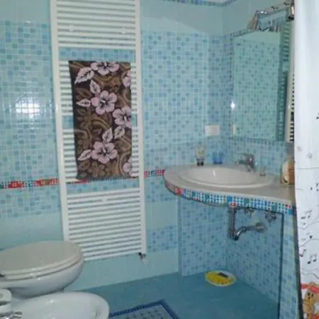 Pioppi House דירה *