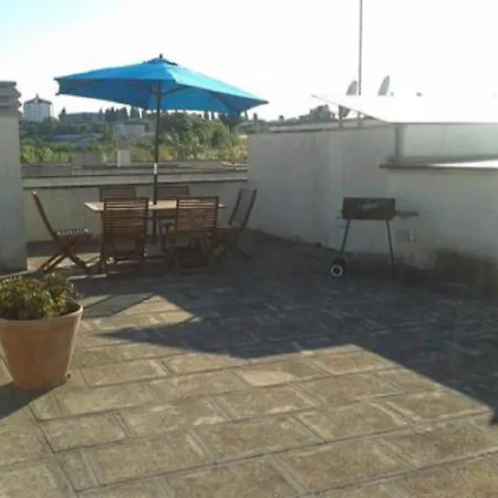 Pioppi House דירה *